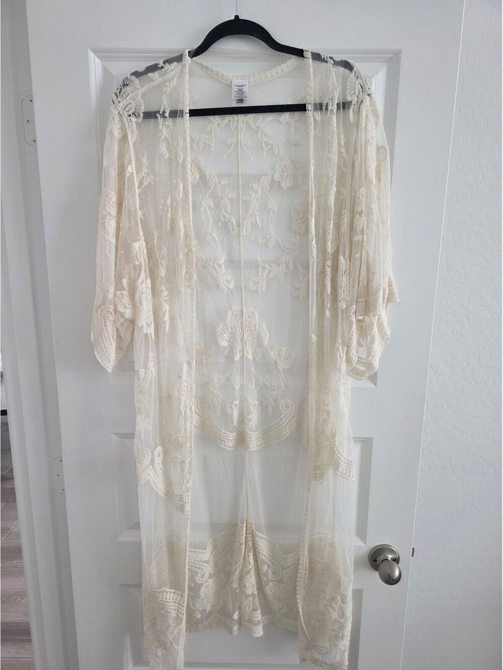 Boho Fairy Lace Duster in White/Cream. Size L/XL.